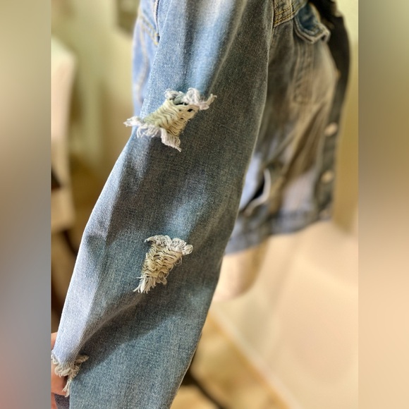 Women’s Denim Jacket Size M Medium - Picture 4 of 14